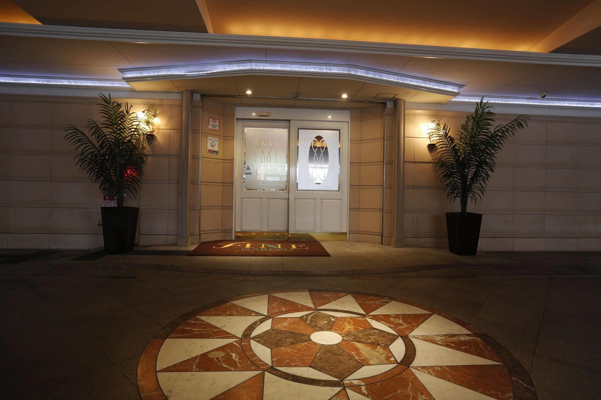 Hotel Fine Garden Umeda Osaka Buitenkant foto